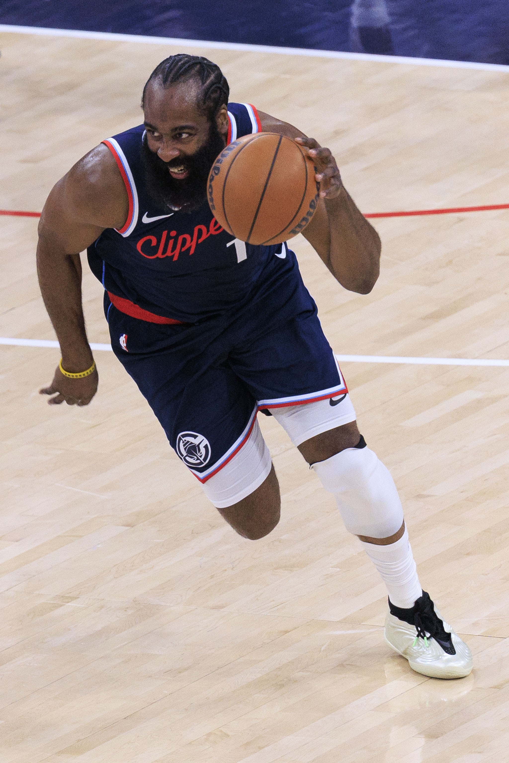 乐鱼体育-又是42分钟！卢：知道哈登会被严防 开局让他打无球不想让他太累