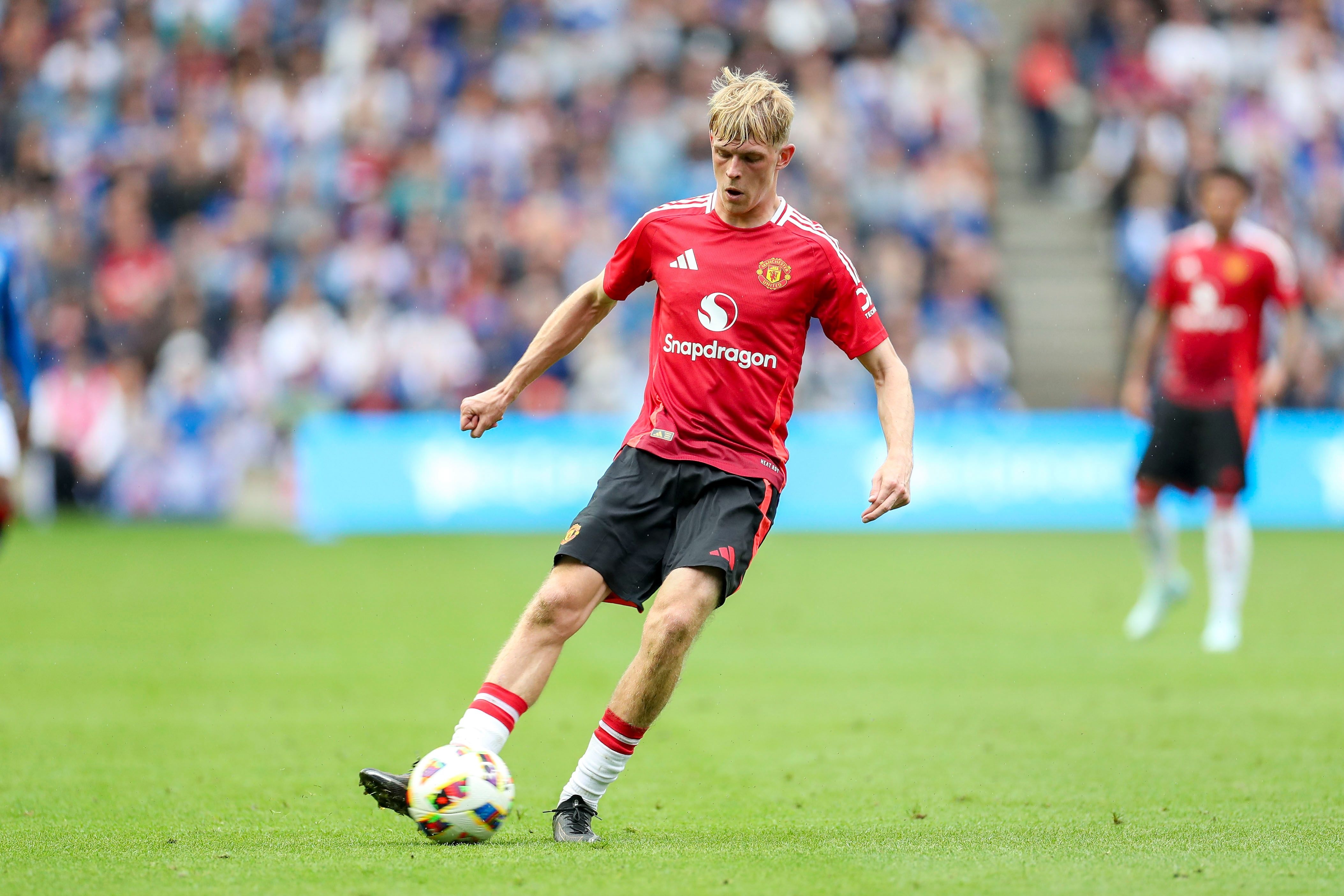 乐鱼电竞-记者：曼联小将科利尔即将租借加盟赫尔城，两家俱乐部已经谈妥